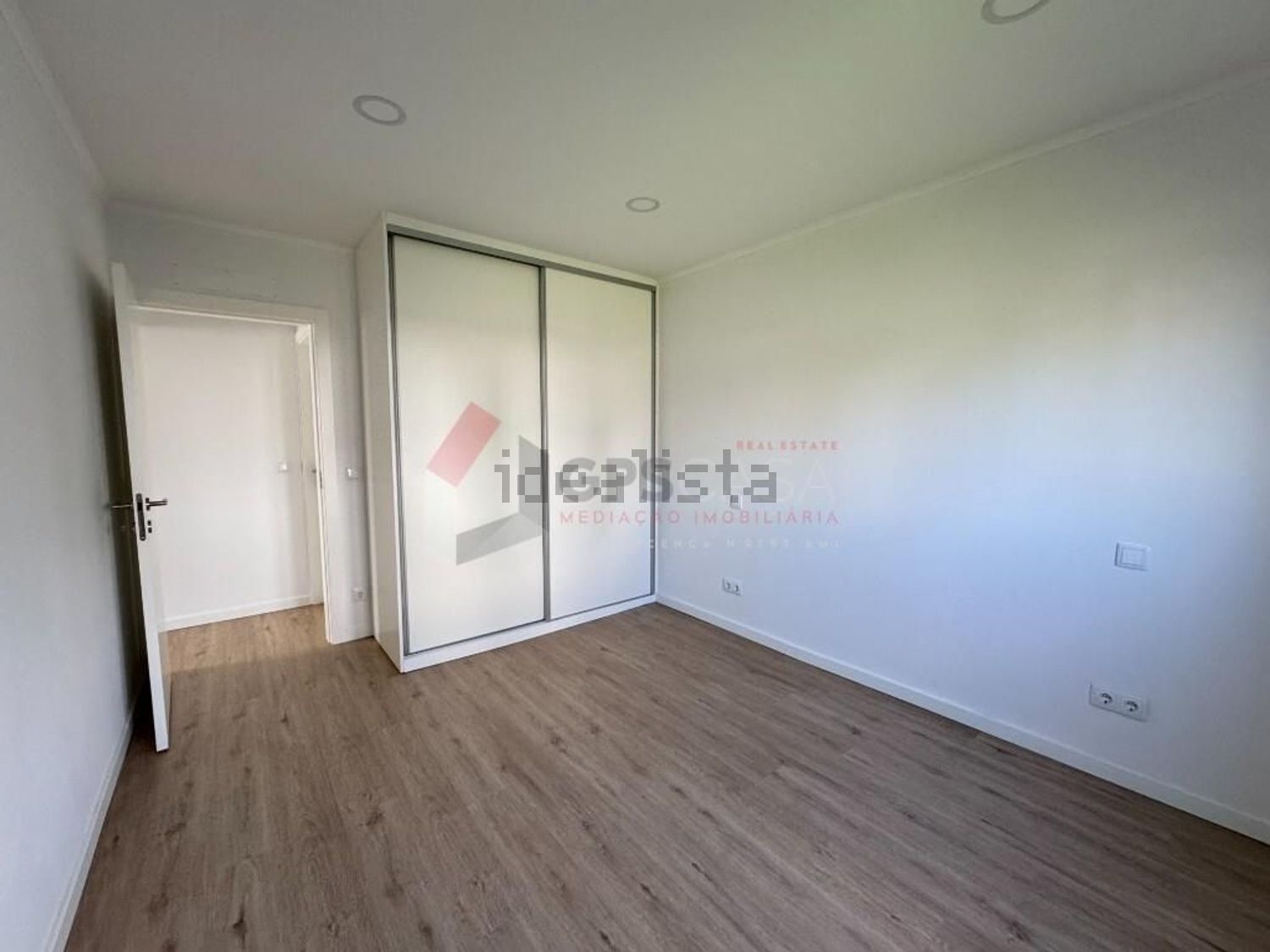 小楼房或别墅出售在Praia da Vitória (Santa Cruz) - 卧室