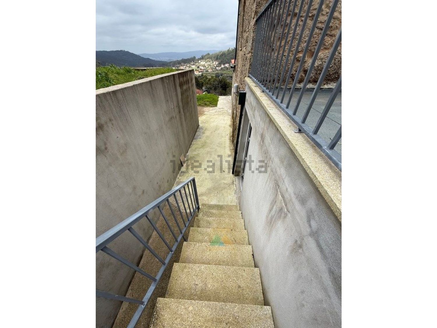 小楼房或独栋别墅出售在Rua da Fonte da Mineira - 阳台