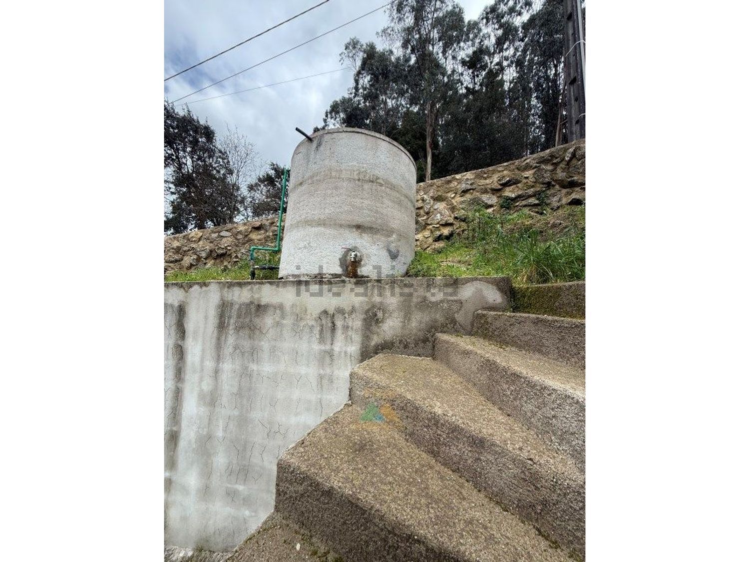 小楼房或独栋别墅出售在Rua da Fonte da Mineira - 外立面