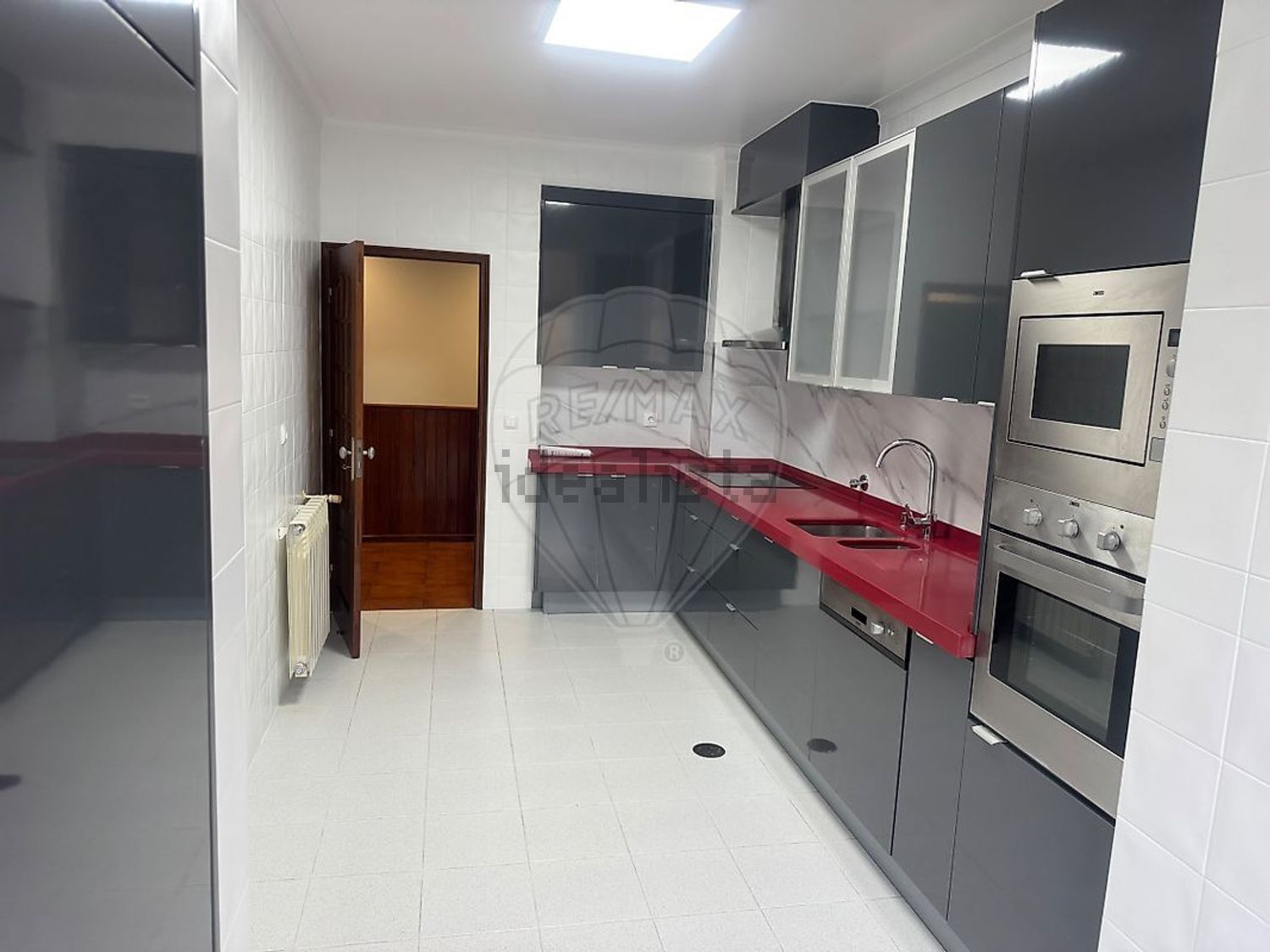 出租公寓 t3在Rua Mestre António Nelas - 厨房