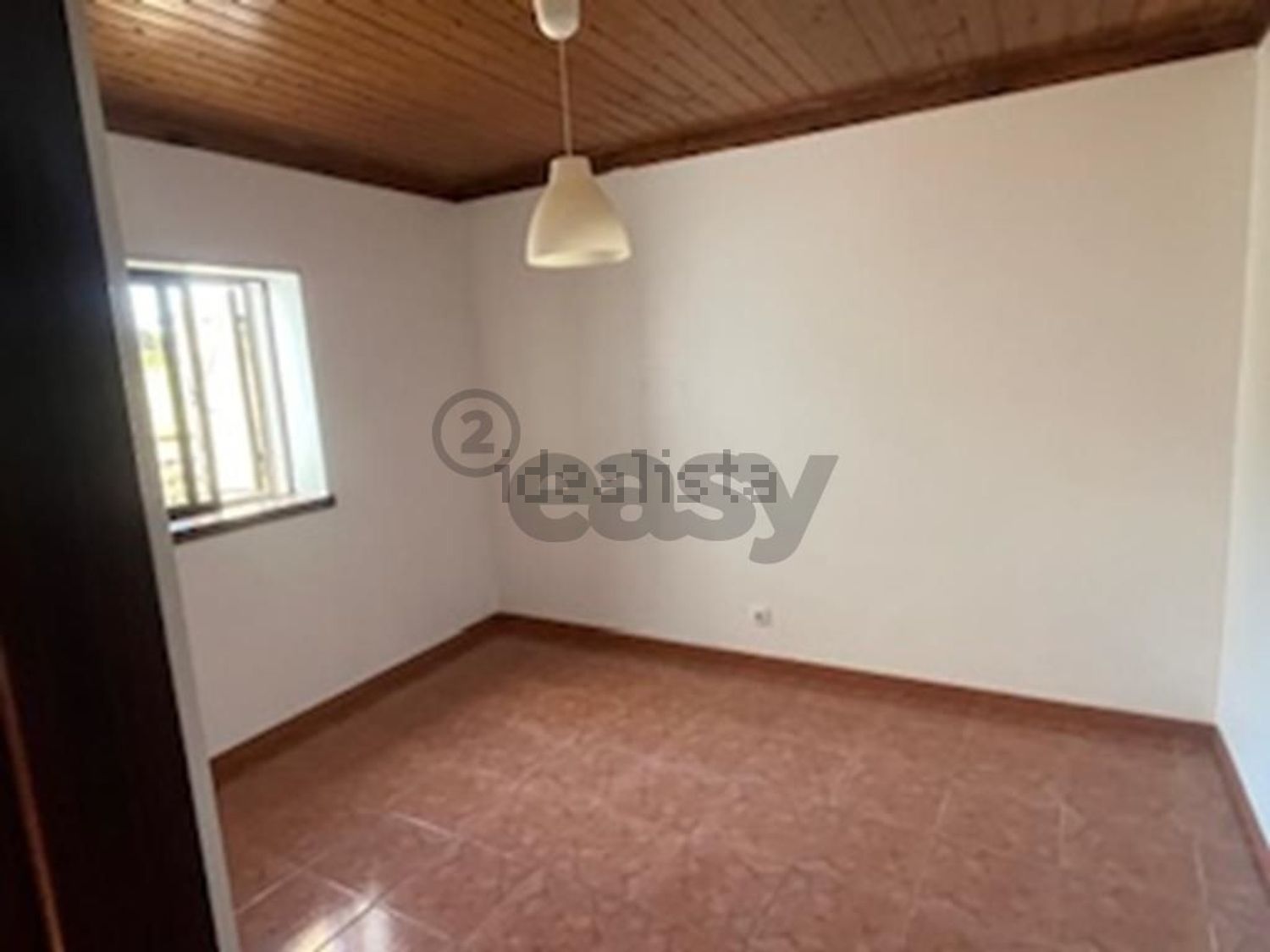 小楼房出售在Largo Professor Doutor Banha de Andrade, 9 - 卧室