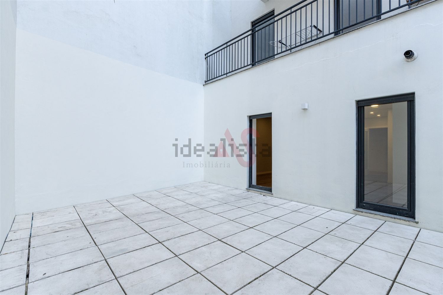 出租公寓 t1在Rua Pinto de Araújo, 75 - 露台