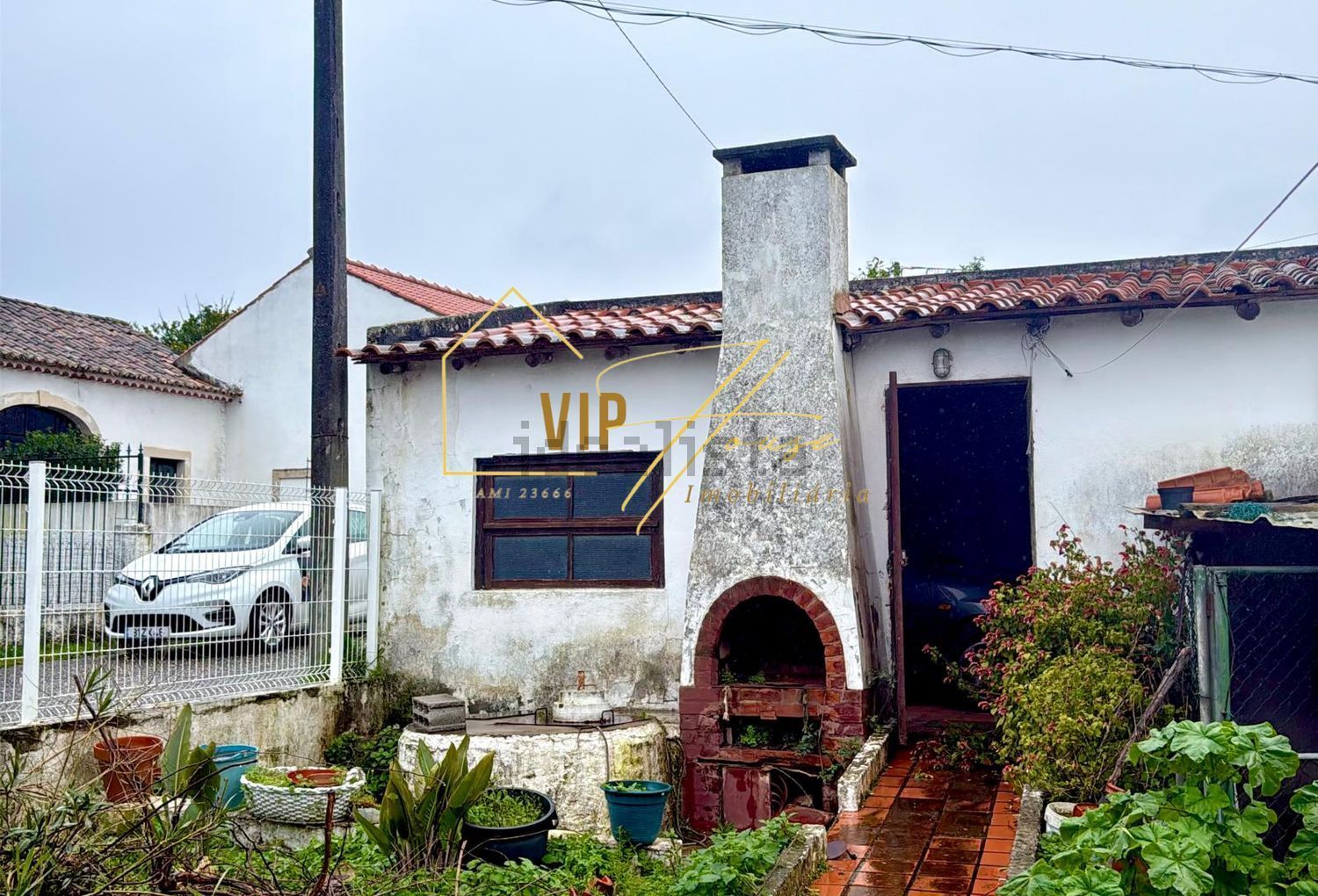 小楼房或独栋别墅出售在Rua da Fonte, 2 - 外立面