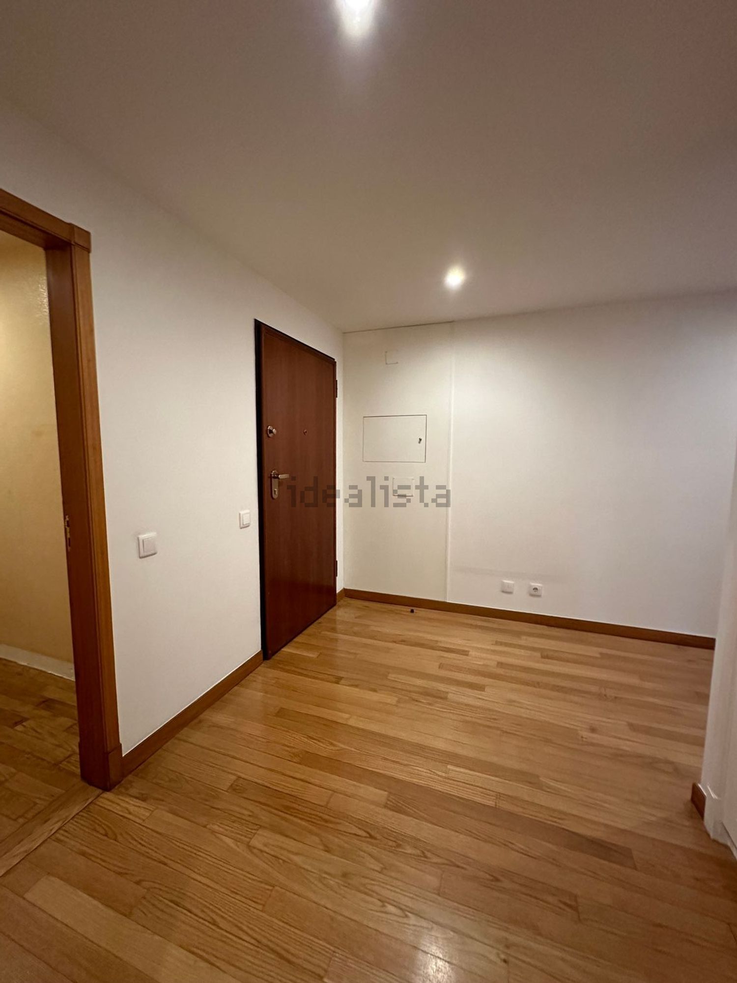 出租公寓 t3在Avenida Dom Manuel II, 2048 - 前厅