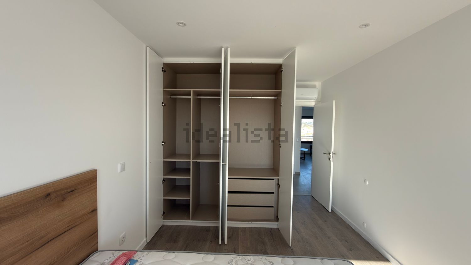 出租公寓 t3在Praça Maria do Mar, 7 - 试衣间