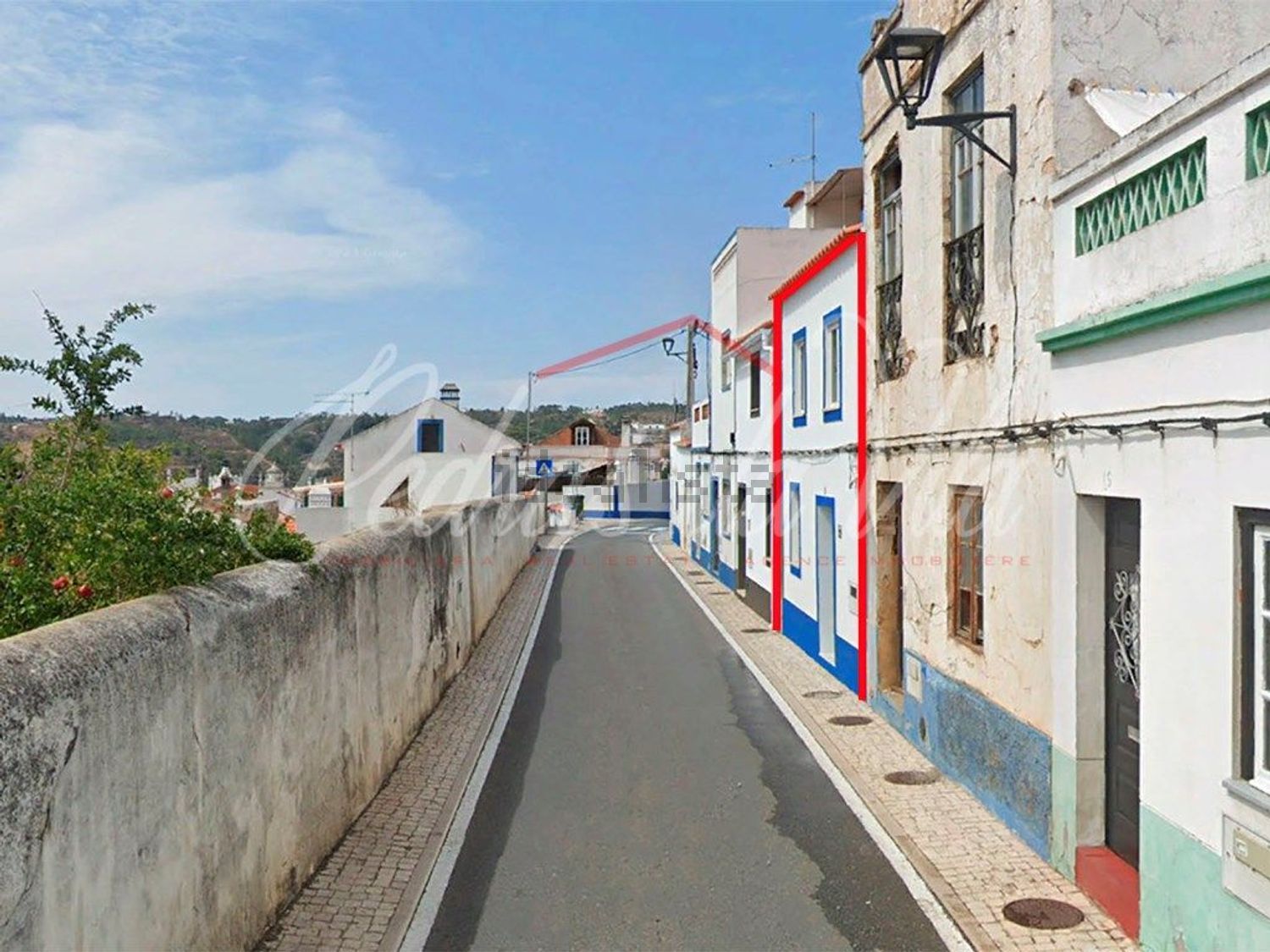 小楼房或独栋别墅出售在São Salvador e Santa Maria - 视线