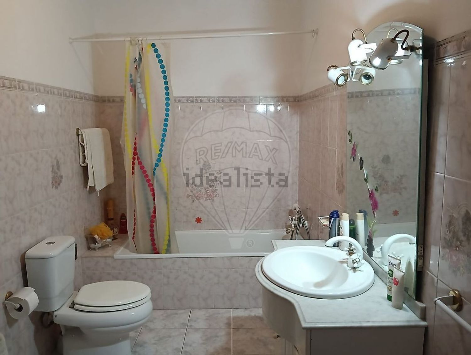 小楼房或独栋别墅出售在Travessa da Ruinha - 卫生间