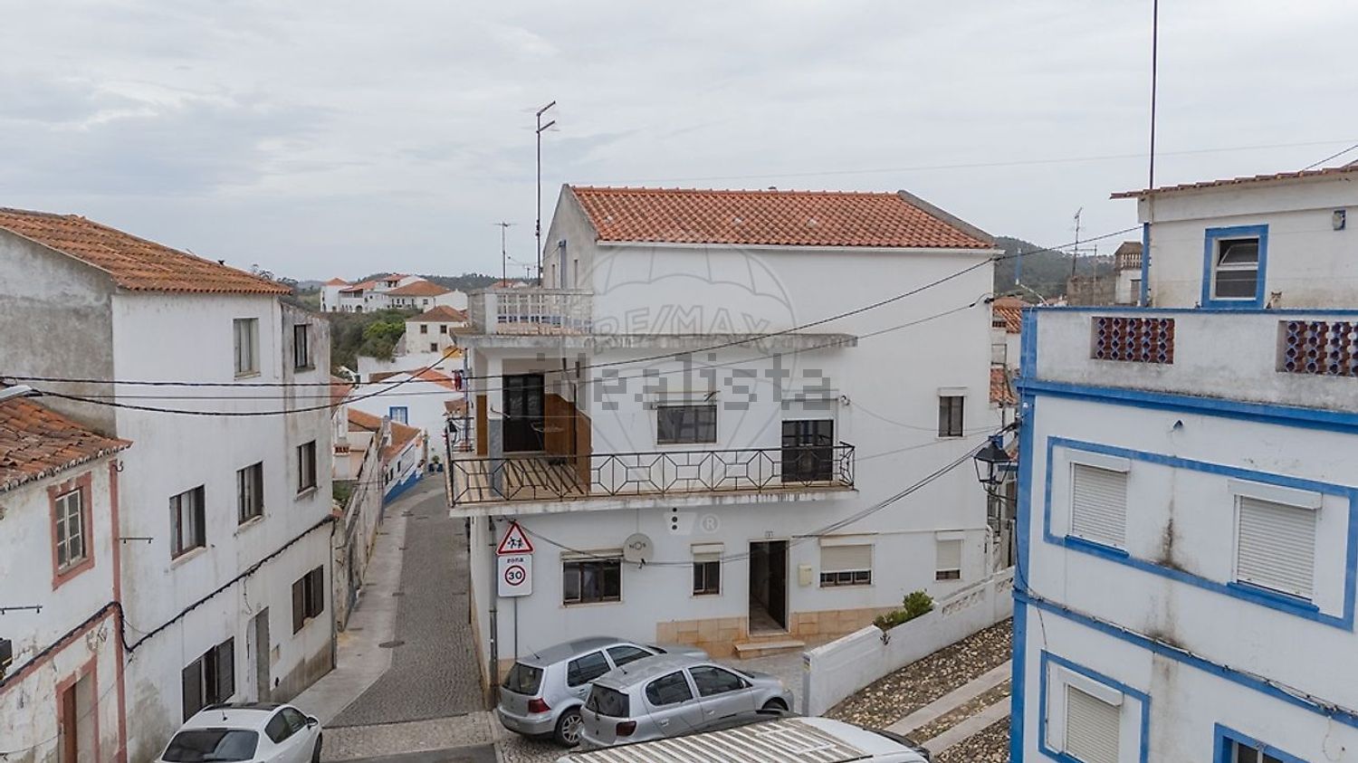 小楼房或独栋别墅出售在São Salvador e Santa Maria - 外立面