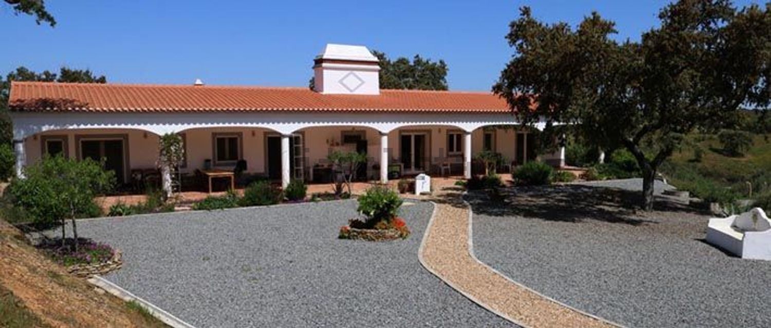 阿连特茹山出售在Estrada Monte Novo da Sobreira s/n - 外立面