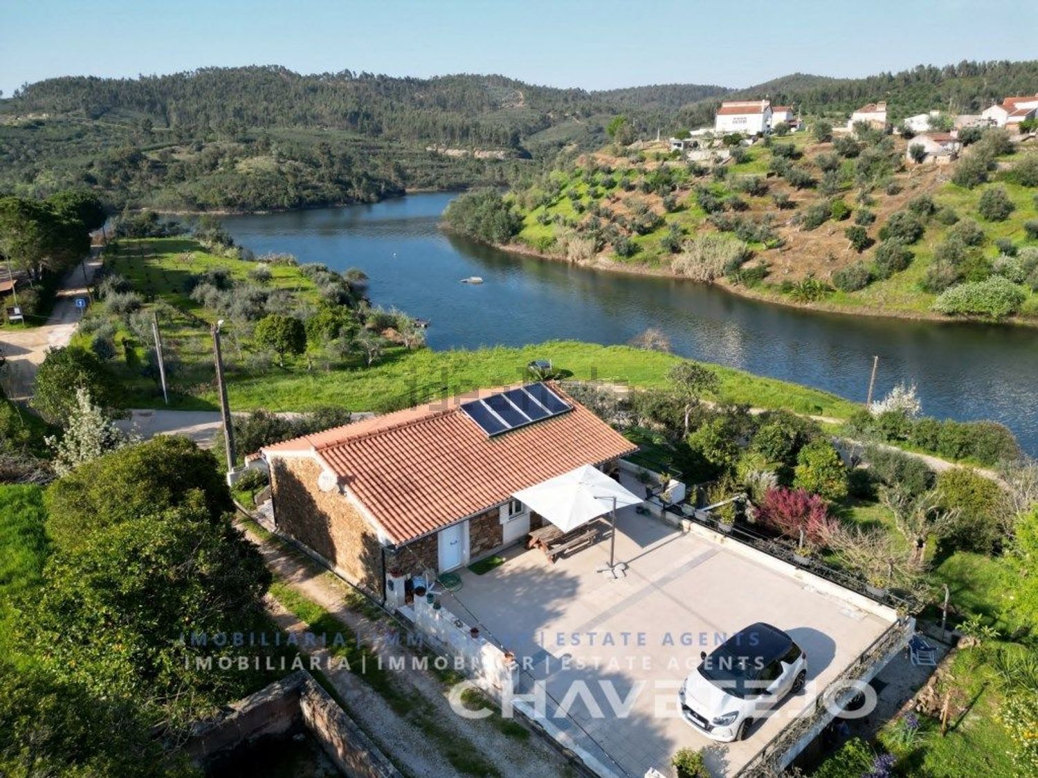小楼房或独栋别墅出售在Rua da Albufeira, 71 - 视线