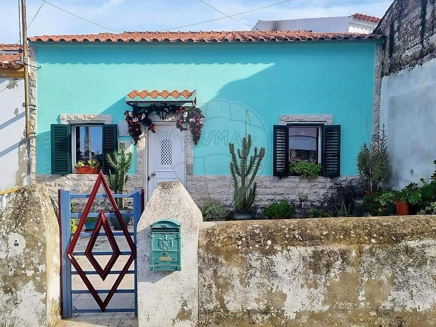 小楼房或独栋别墅出售在Travessa de São José