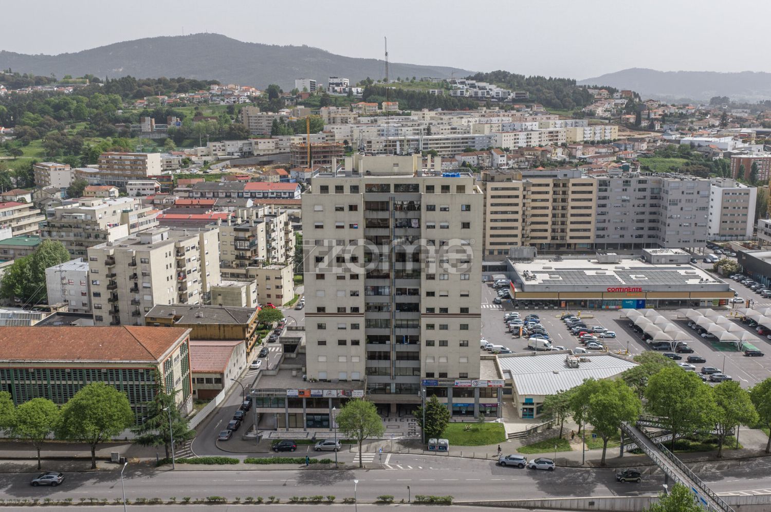 公寓 t2出售在Praça do Condestável, 155 - 外立面