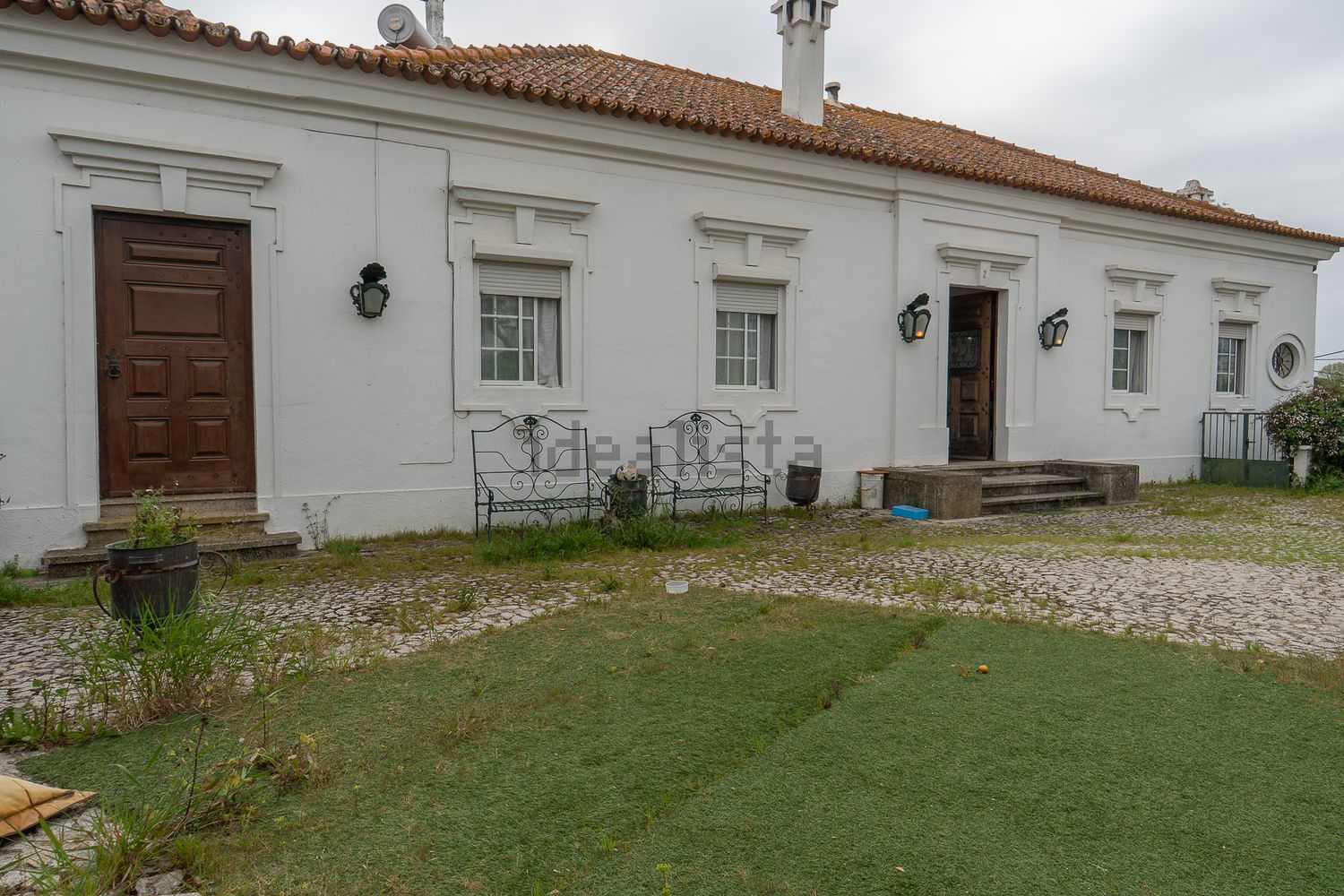 小楼房或独栋别墅出售在Rua São João de Deus s/n - 外立面