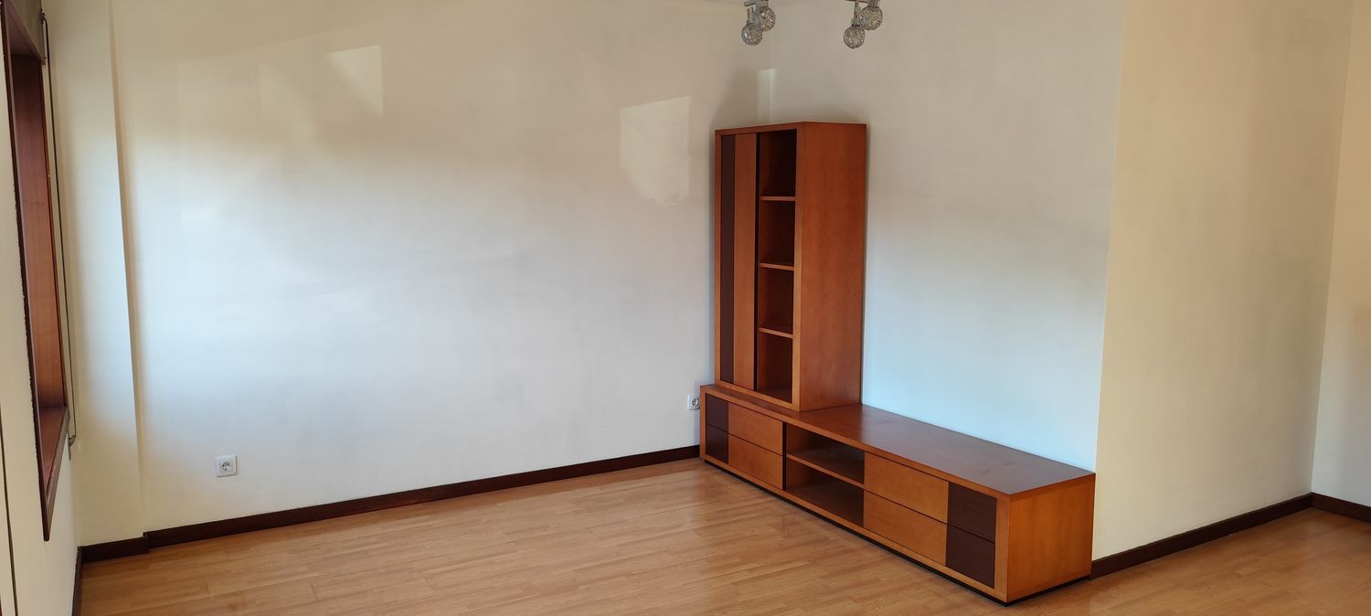 出租公寓 t3在Rua de Vilar, 990