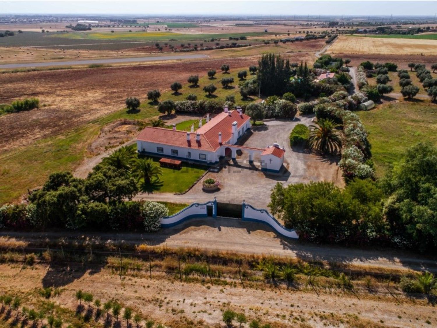 庄园出售在Ferreira do Alentejo - 照片