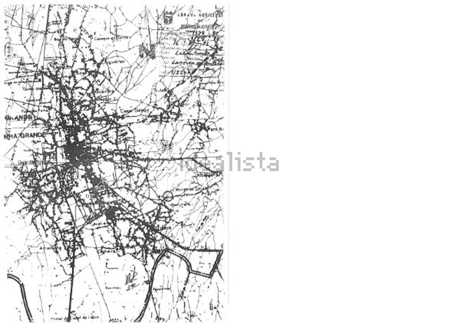 小楼房或独栋别墅出售在Rua das Cavadas, 23 b - 照片