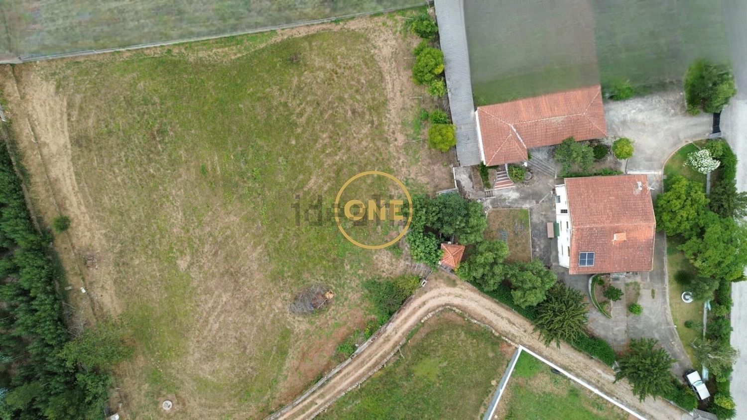 小楼房或别墅出售在Santo Tirso - Couto - Burgães - 照片