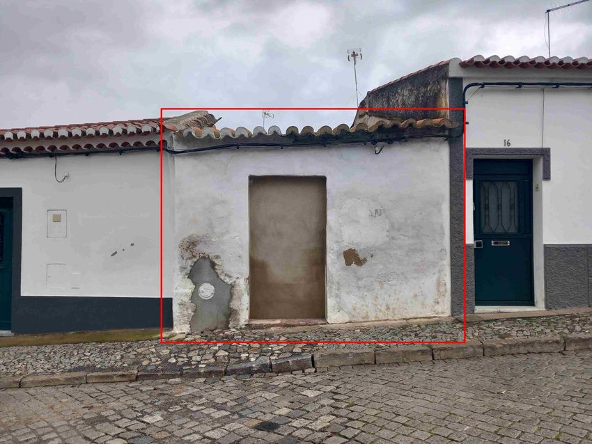 双拼别墅出售在Rua Serpa Pinto, 18