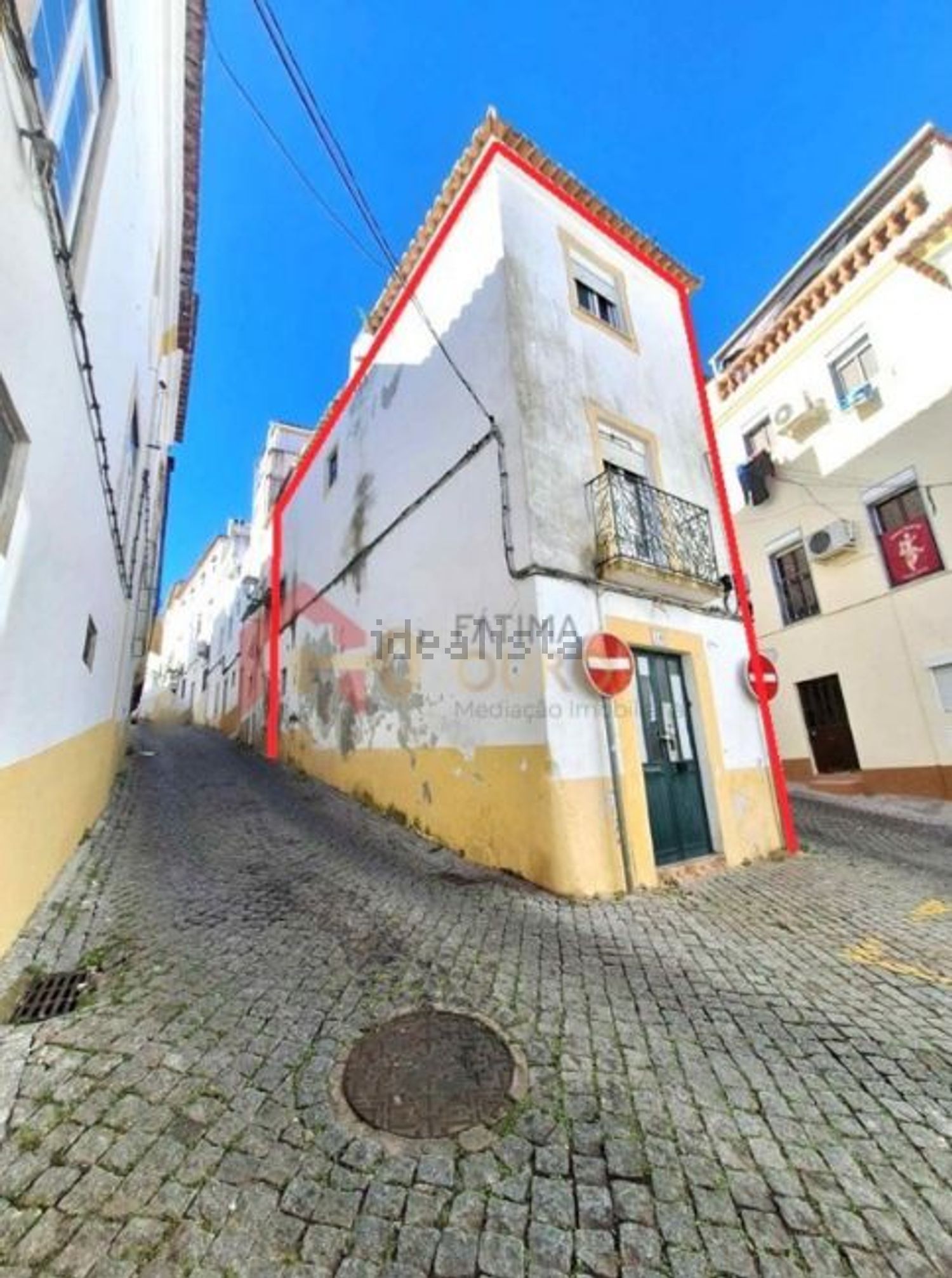 联排别墅出售在Assunção - Ajuda - Salvador - Santo Ildefonso - 外立面