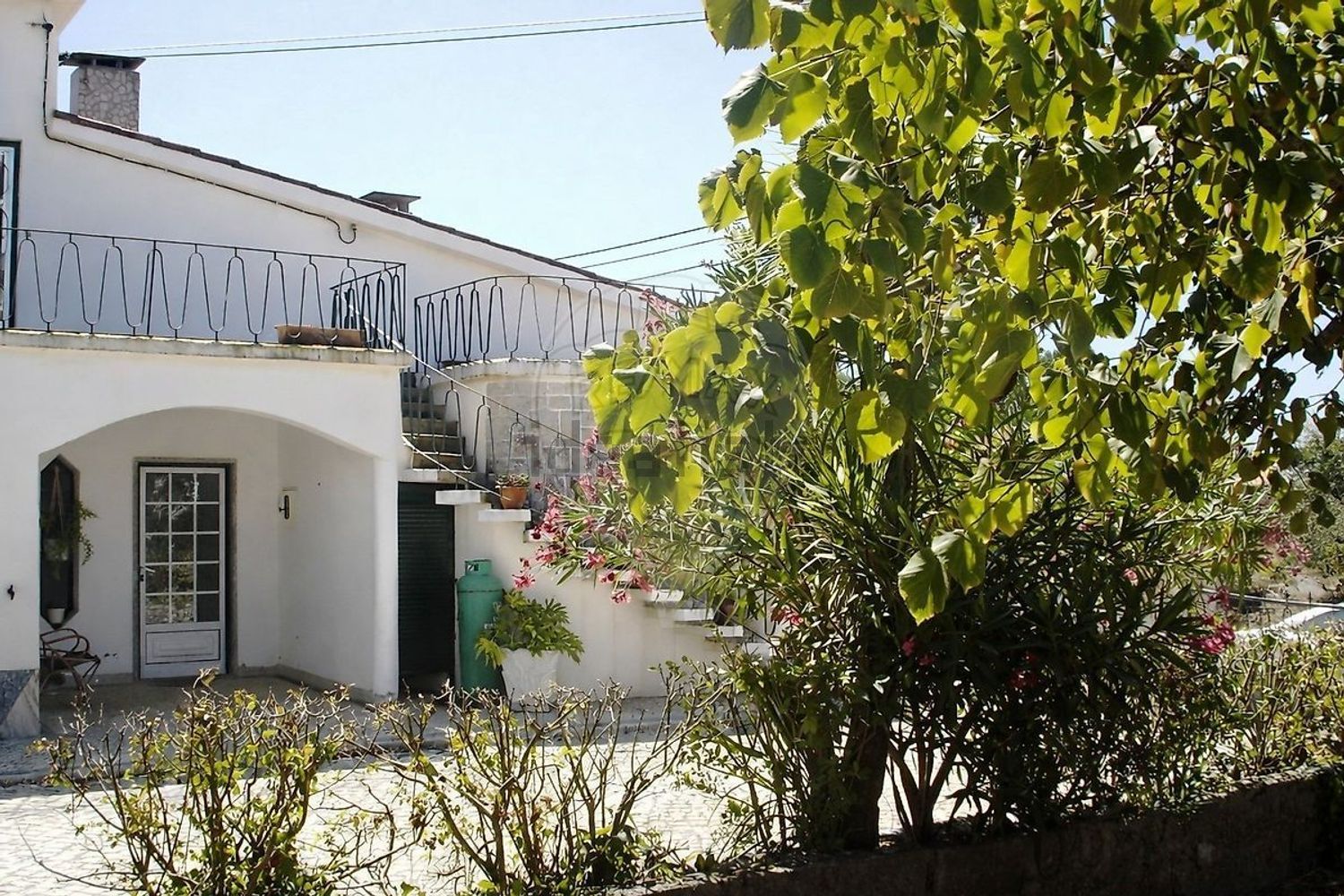 小楼房或独栋别墅出售在Avenida de Nossa Senhora de Fátima - 外立面