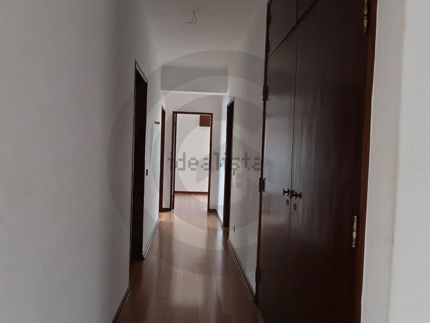 公寓 t4出售在São Pedro - Lapas - Ribeira Branca - 过道