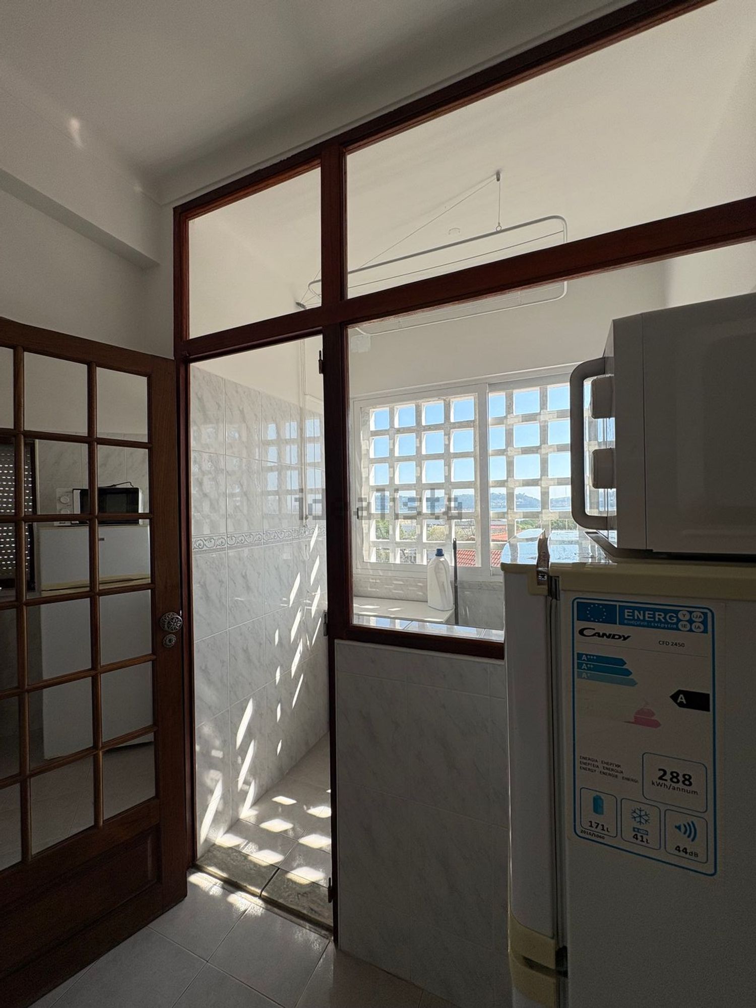出租公寓 t1在Rua João Chagas, 4 - 厨房