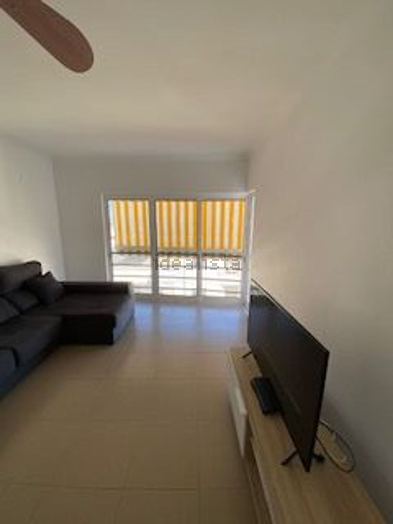 出租公寓 t2在Rua Padre Jorge Leiria, 16 - 客厅