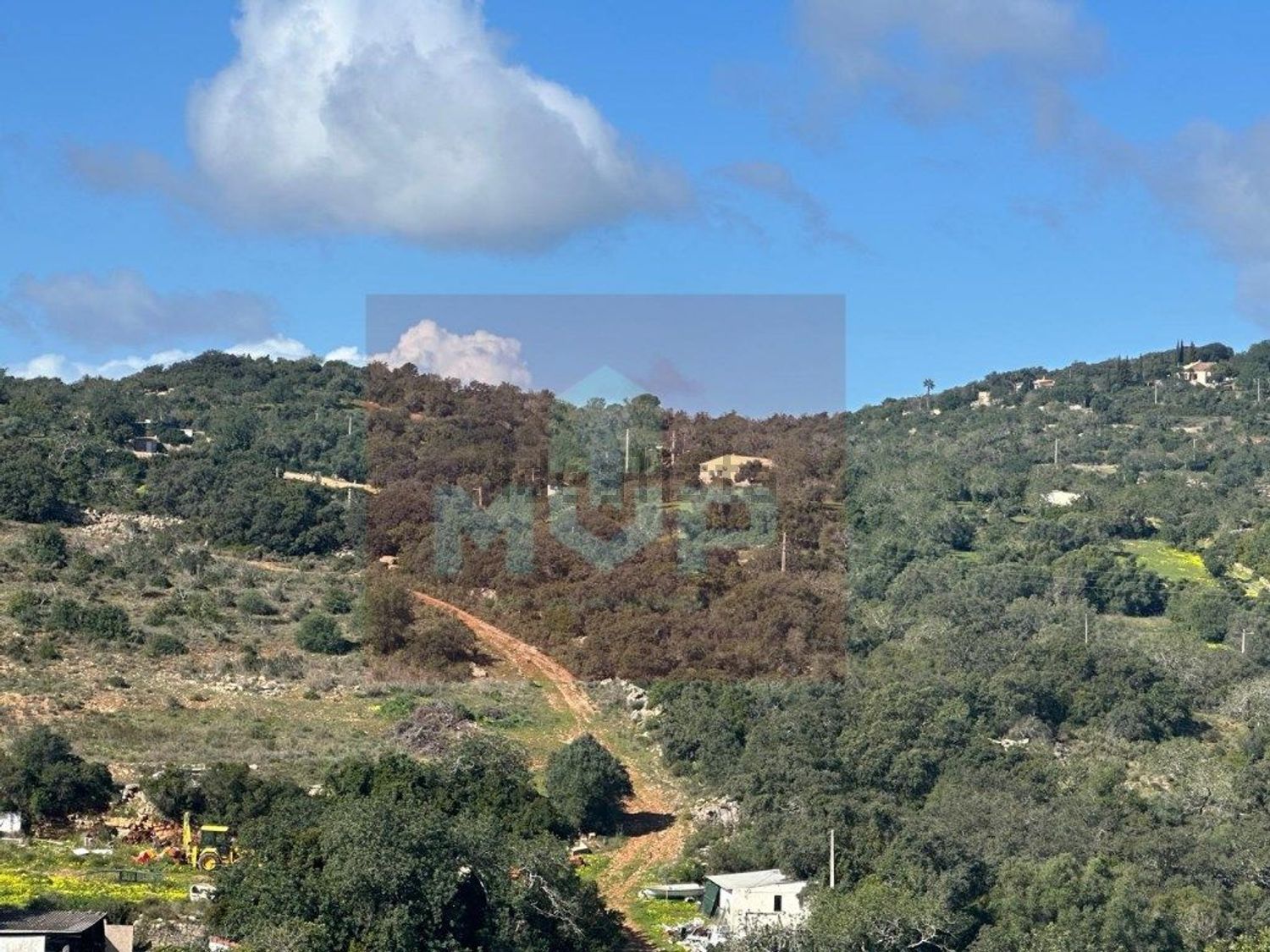 小楼房或独栋别墅出售在Estrada Municipal 517 - 视线