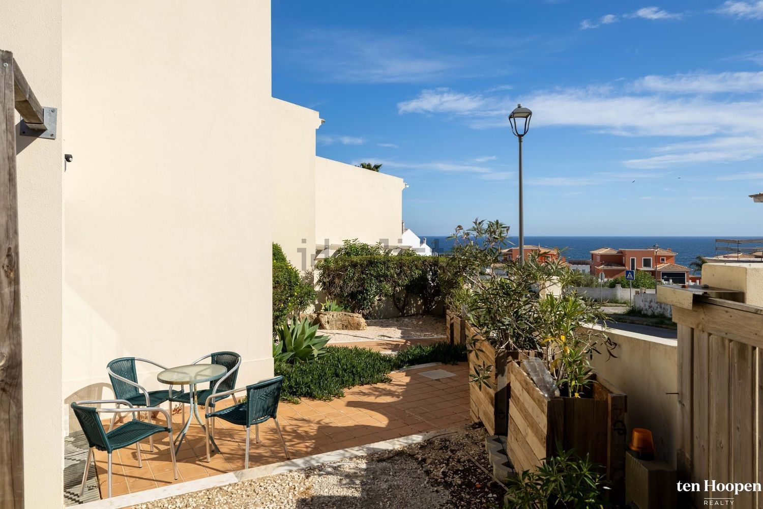 双拼别墅出售在Praia da Luz - 院子