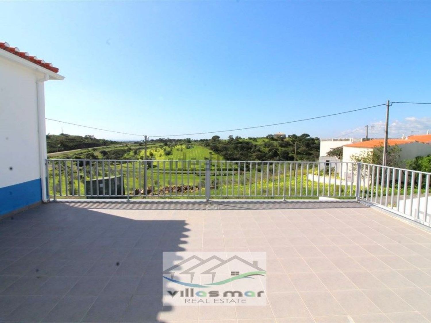 小楼房或独栋别墅出售在Centro de Castro Marim - 阳台