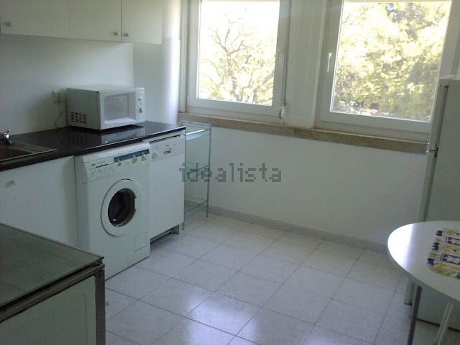 出租公寓 t2在Bairro Azul - Parque Eduardo VII - 厨房