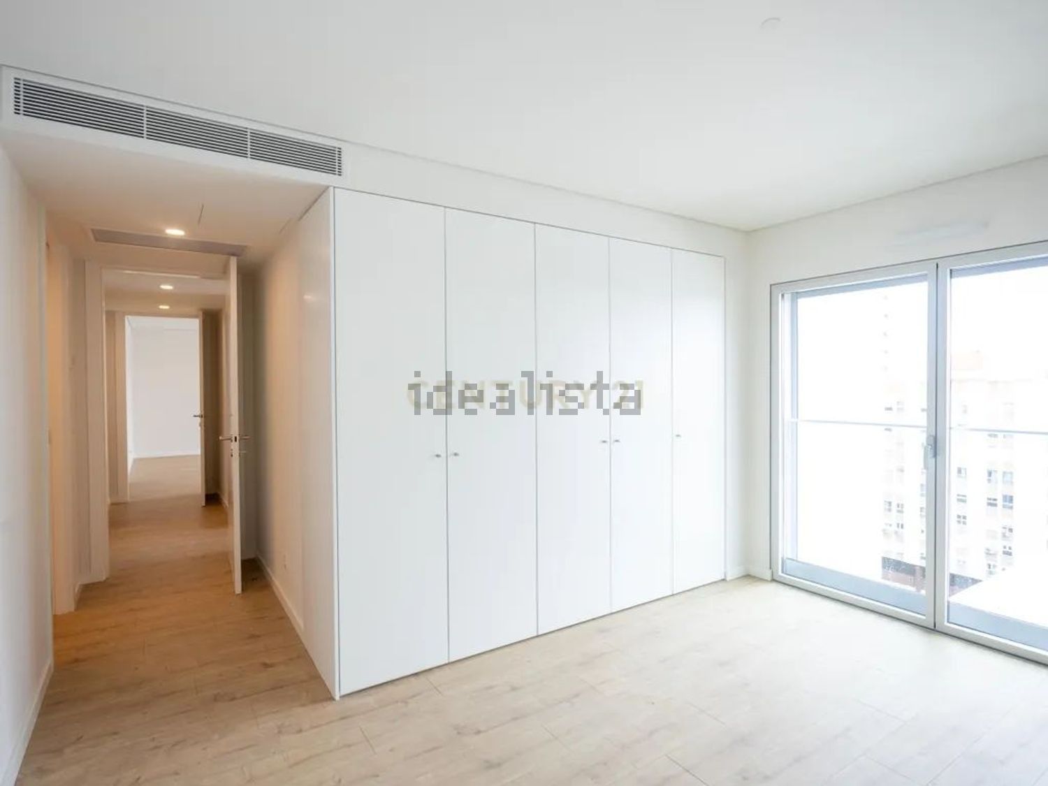 公寓 t2出售在Rua Sarmento de Beires, 47 - 居住