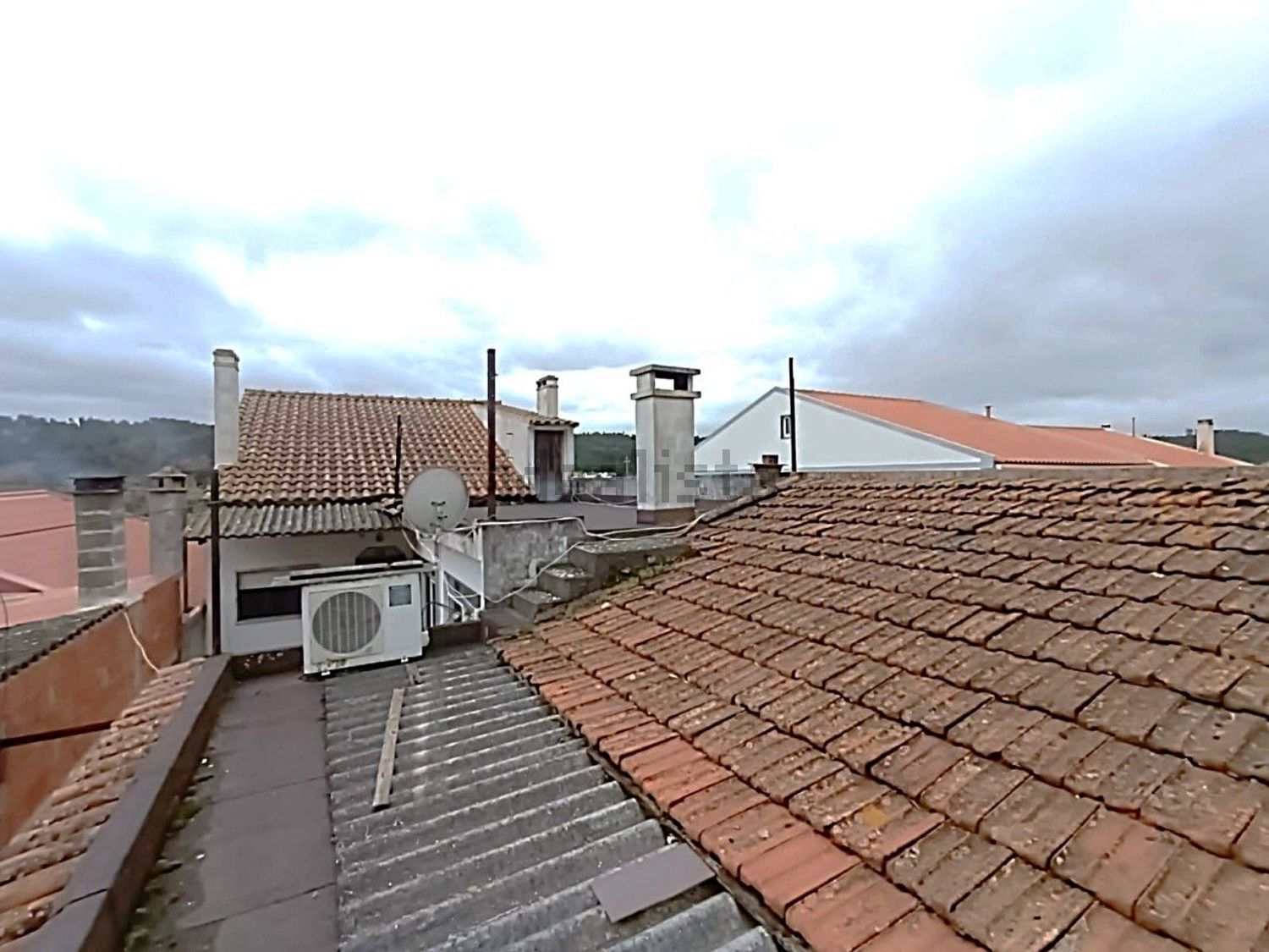 小楼房或独栋别墅出售在São Miguel do Rio Torto e Rossio ao Sul do Tejo - 阳台