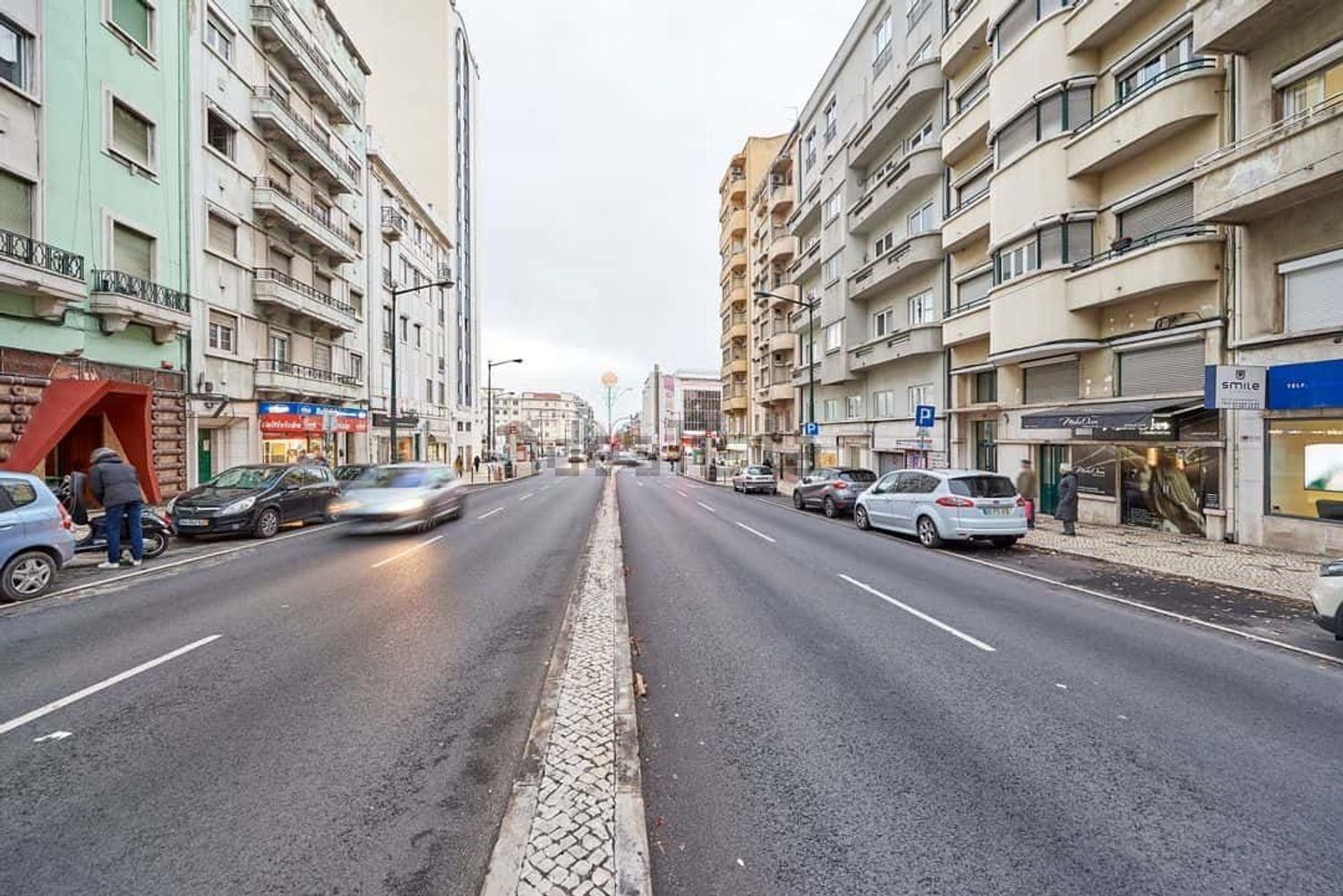 出租房间在Avenida Almirante Reis, 219 - 视线