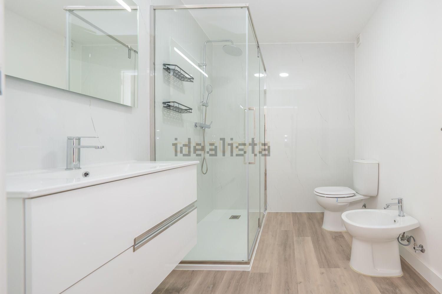 小楼房或独栋别墅出售在Beco da Qt.ª das Flores, 9 - 卫生间