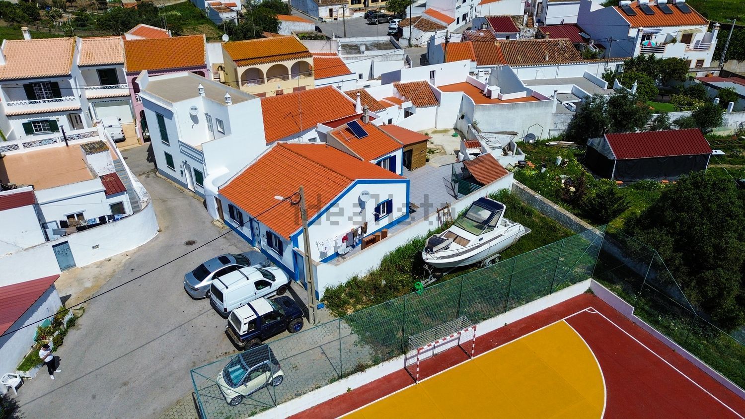 小楼房或独栋别墅出售在Largo Simplício Dias Palma s/n - 游泳池