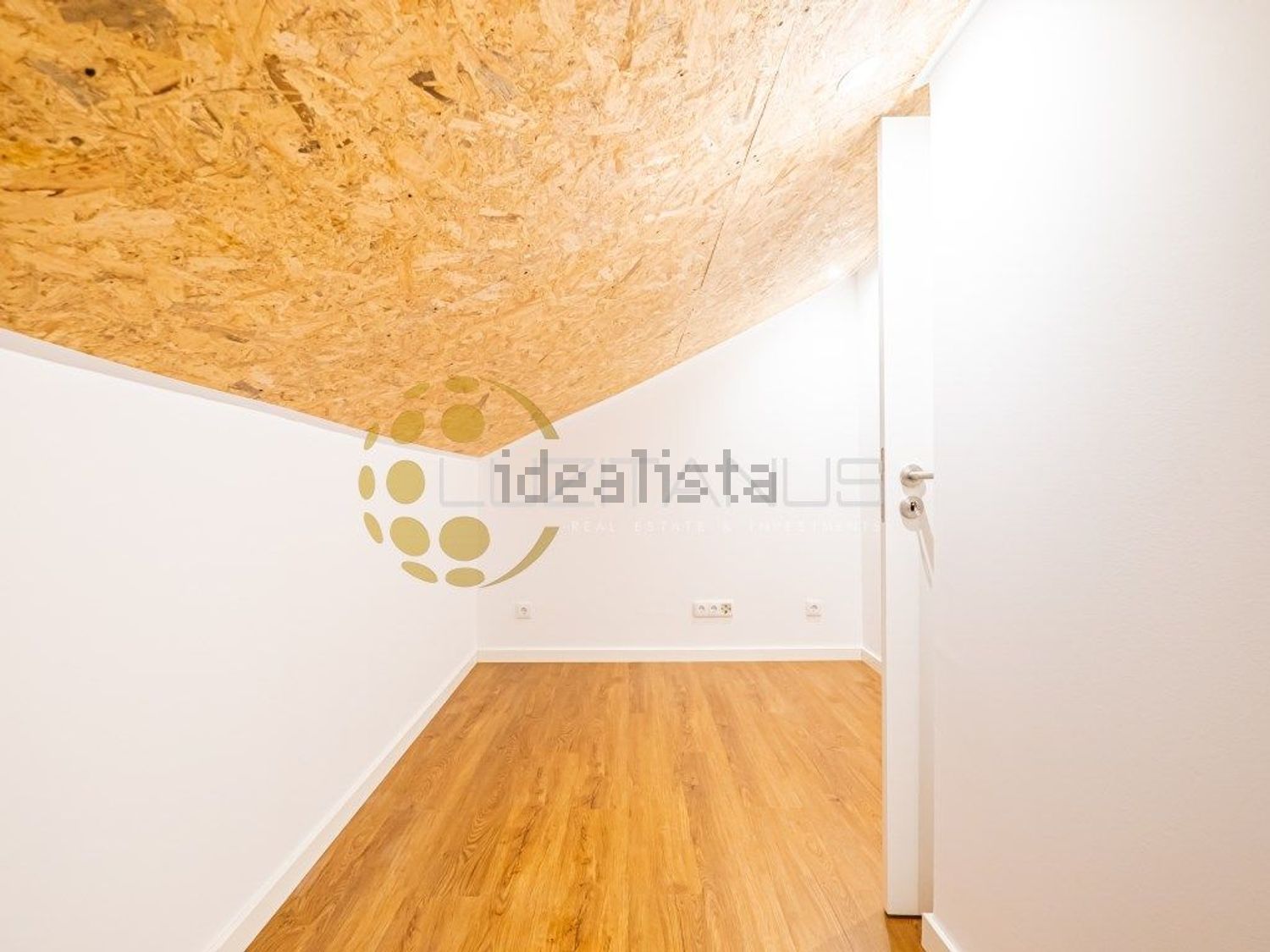 公寓 t2出售在Rua Gualdim Pais, 112 - 照片