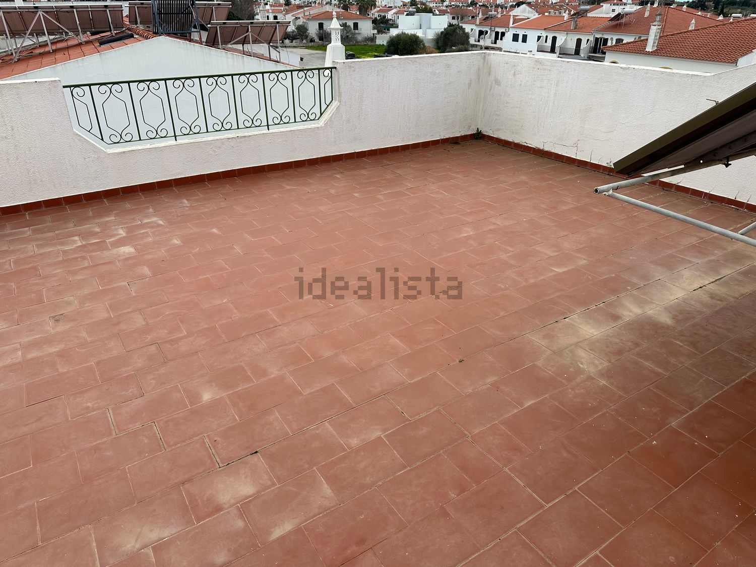 小楼房或独栋别墅出售Urbanização Bela Praia s/n - 阳台