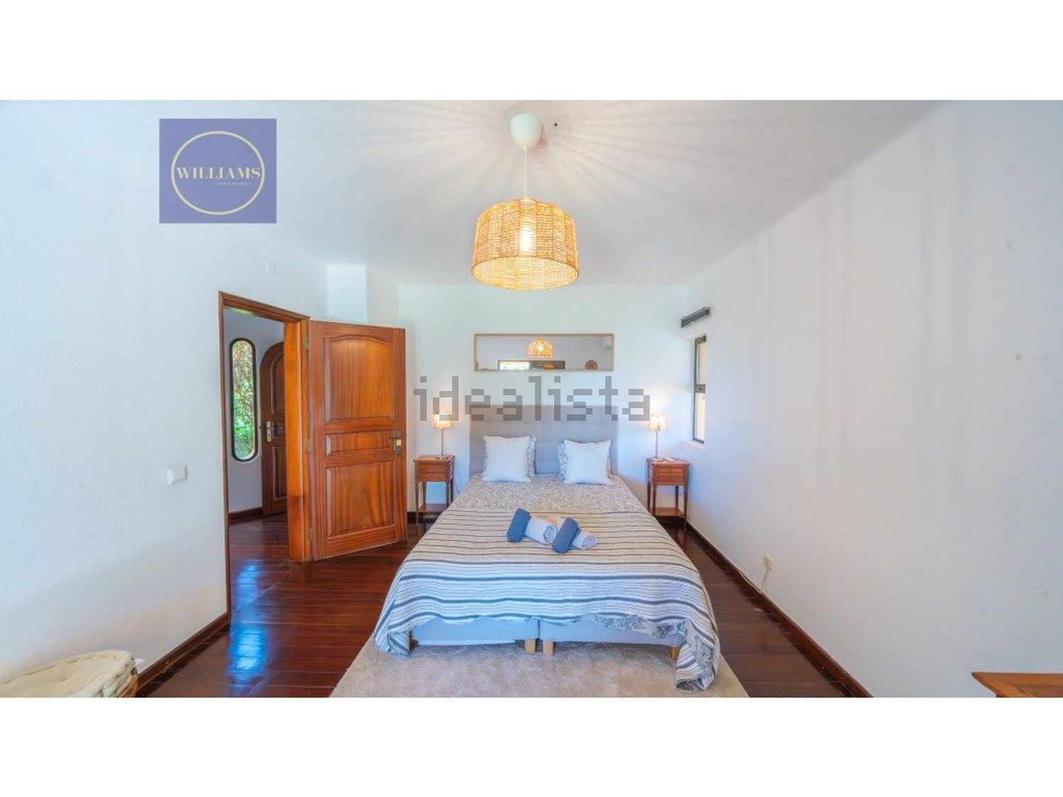 小楼房或独栋别墅出售在Rua 25 de Abril - 卧室