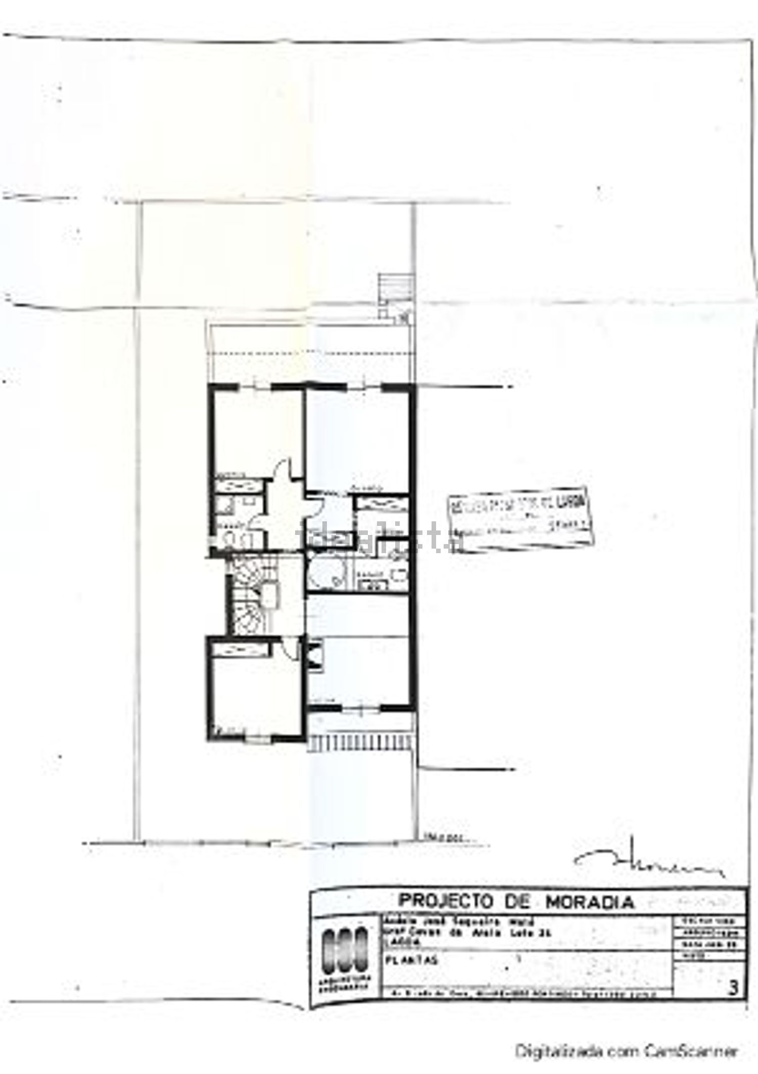 小楼房或独栋别墅出售在Rua Covas Areia - 平面图