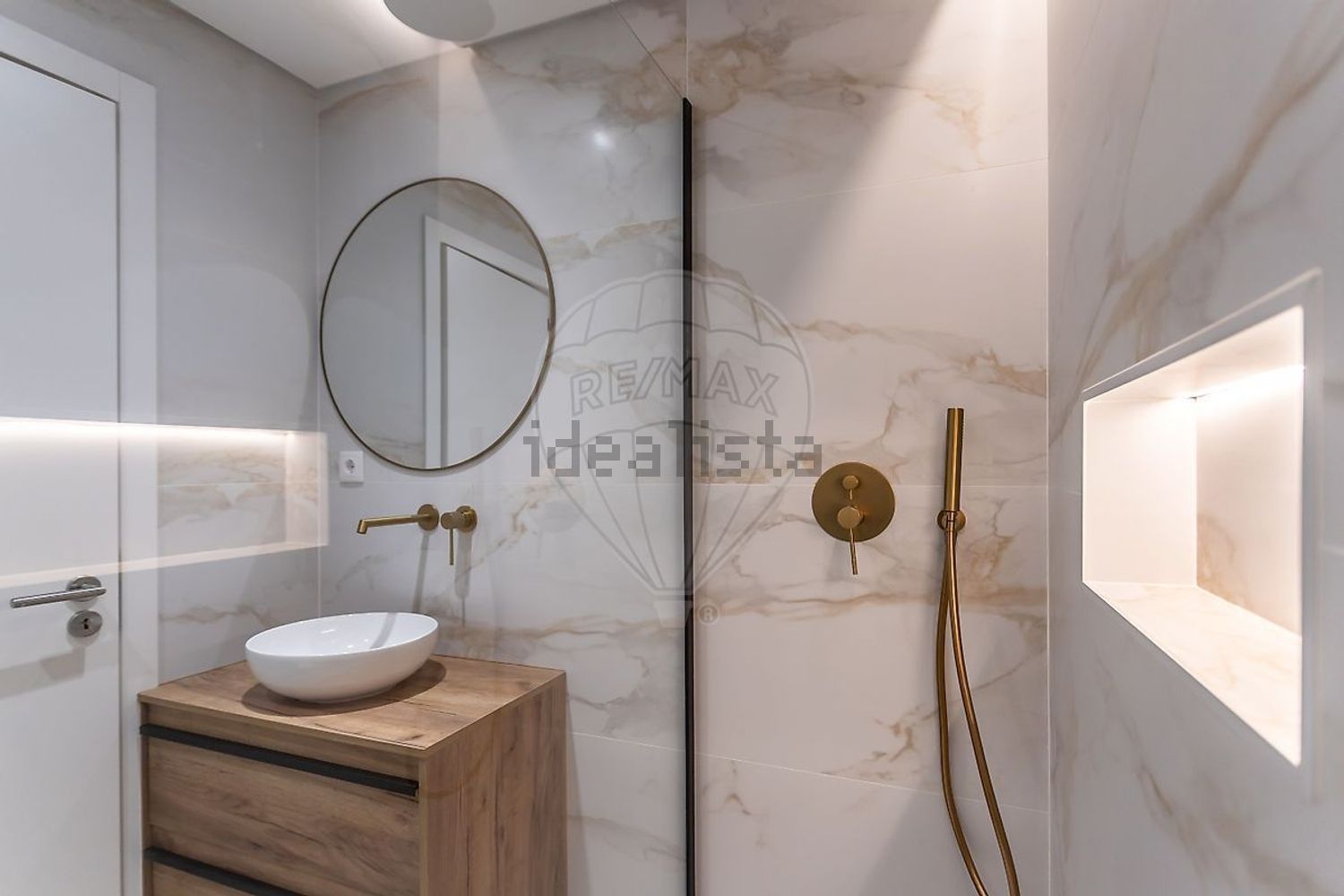 公寓 t3出售在Rua Joaquim Marques saias - 卫生间