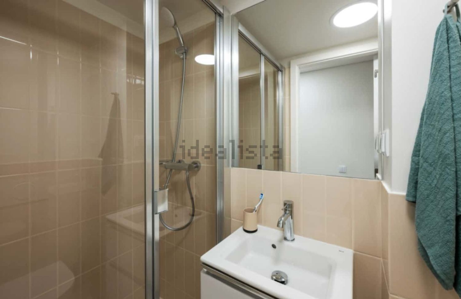 出租t0（单人公寓）在Praça Bernardo Santareno, 8 a - 卫生间