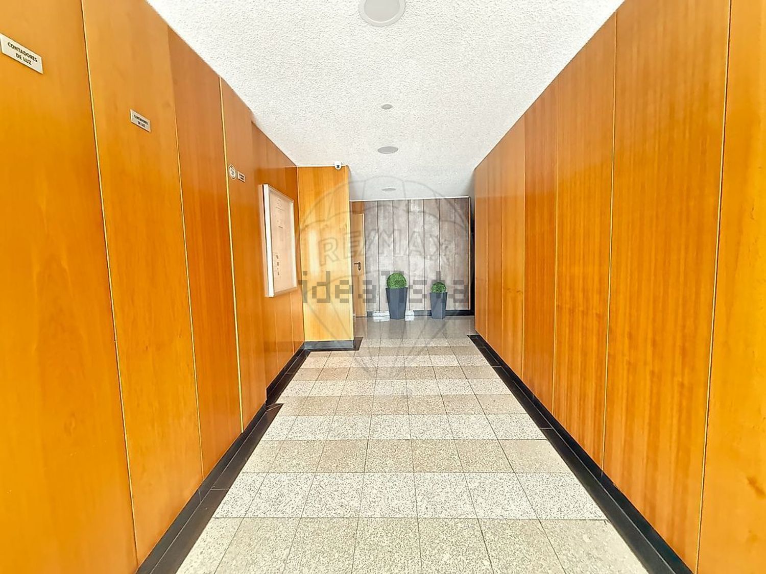 出租公寓 t1Conjunto Residencial da Atalaia - 过道