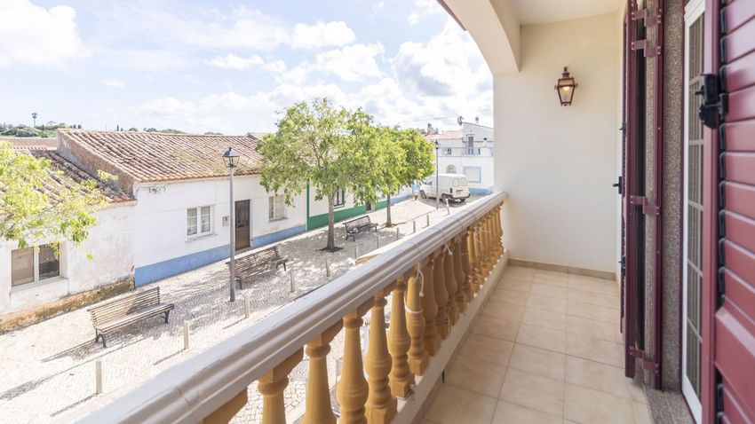 联排别墅出售在Rua Capitão Francisco da Silva Rijo, 14