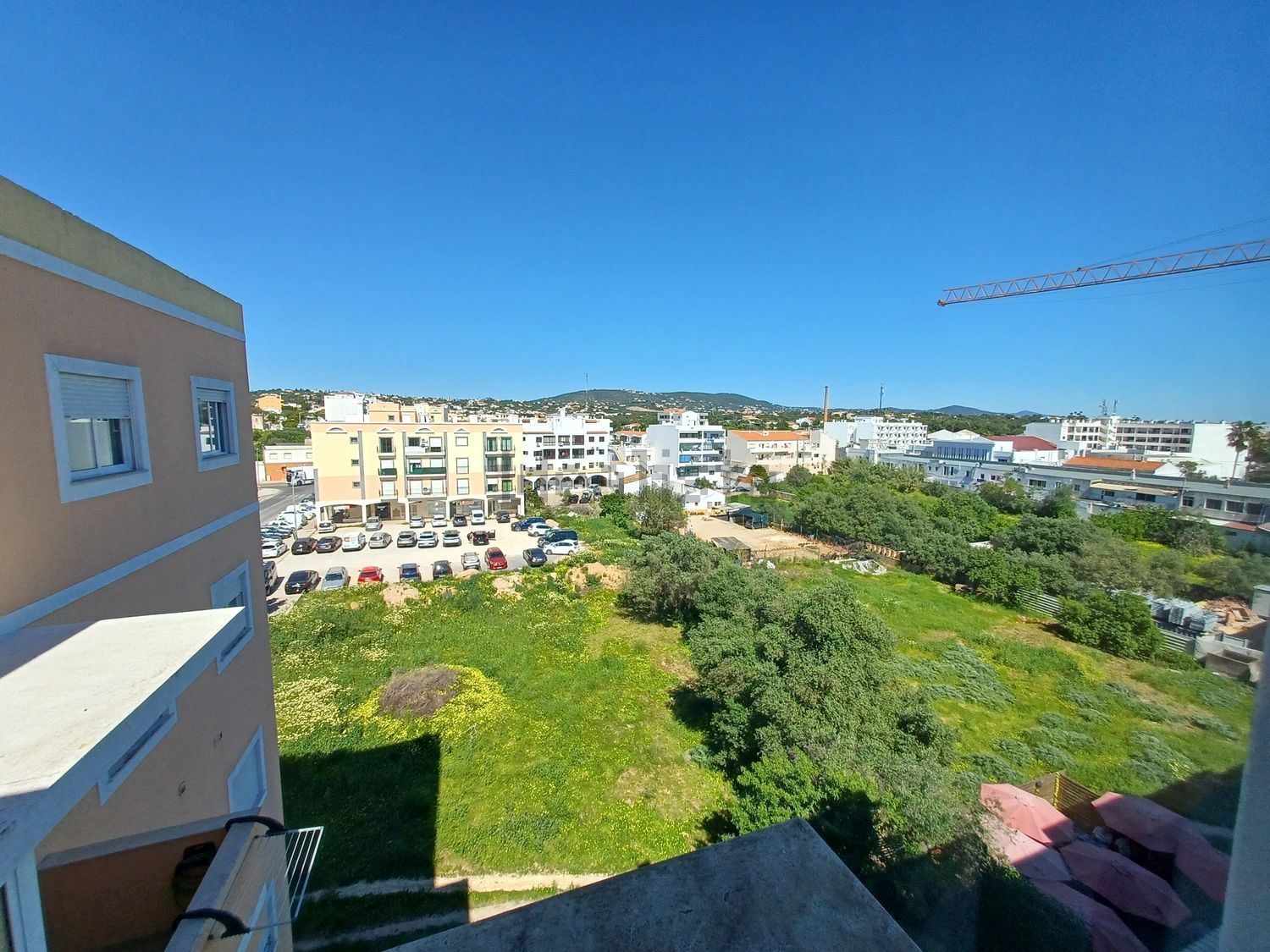 出租复式公寓在Avenida José dos Santos Farias - 视线