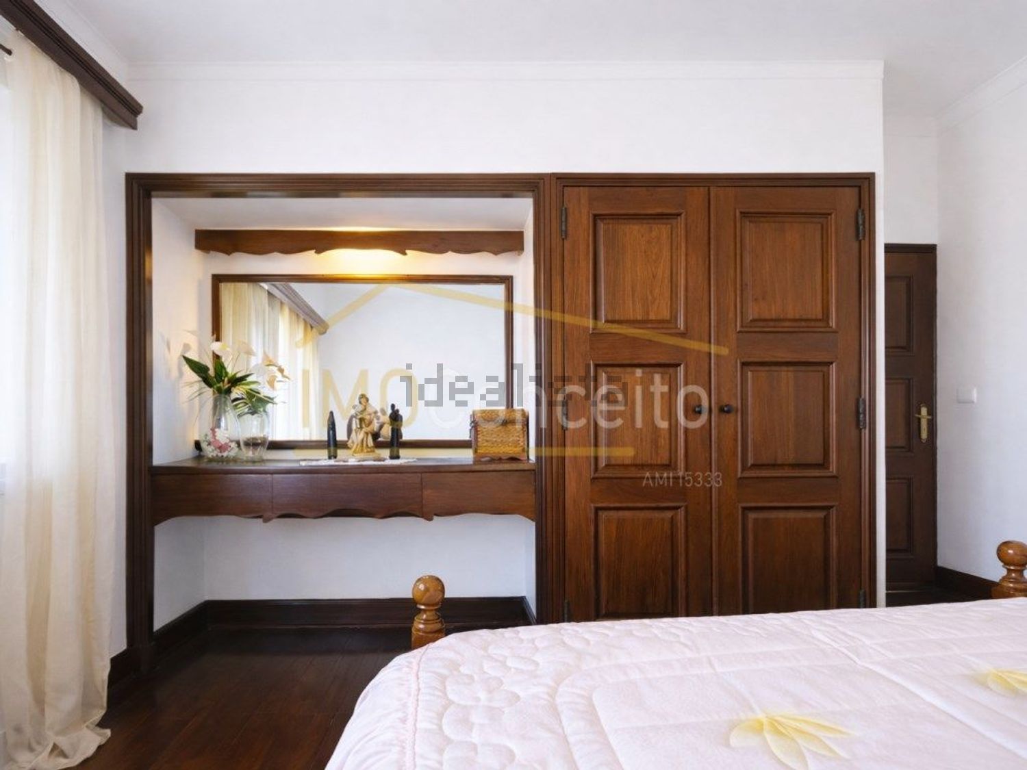 小楼房或独栋别墅出售在Avenida Santa Marta - 卧室