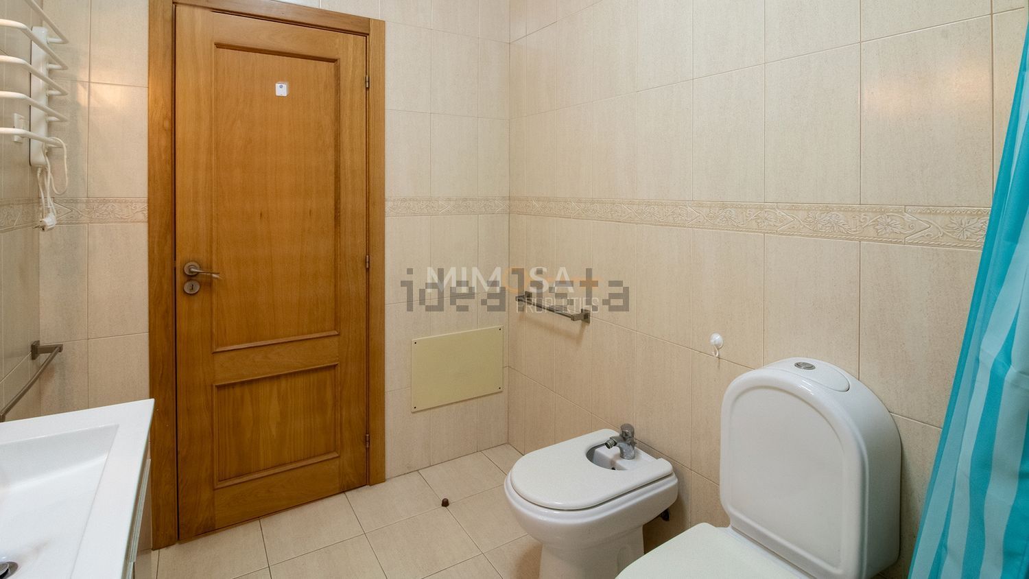 出租公寓 t2在Rua Belchior Moreira de Barbudo, 10 - 卫生间