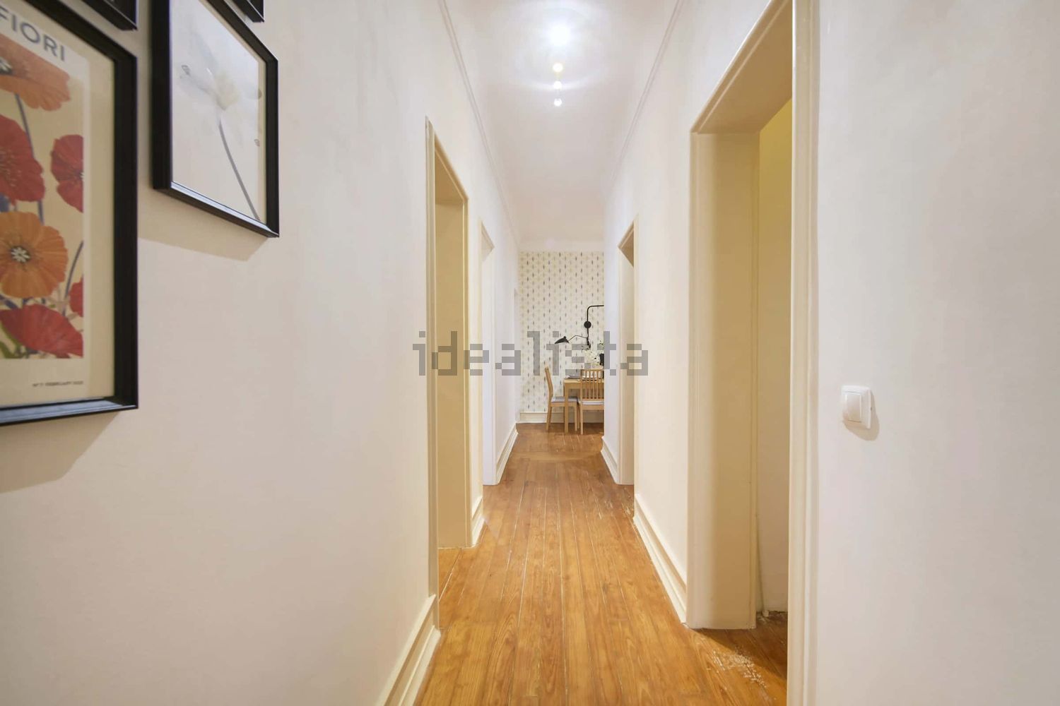 出租房间在Avenida Almirante Reis, 229 - 过道