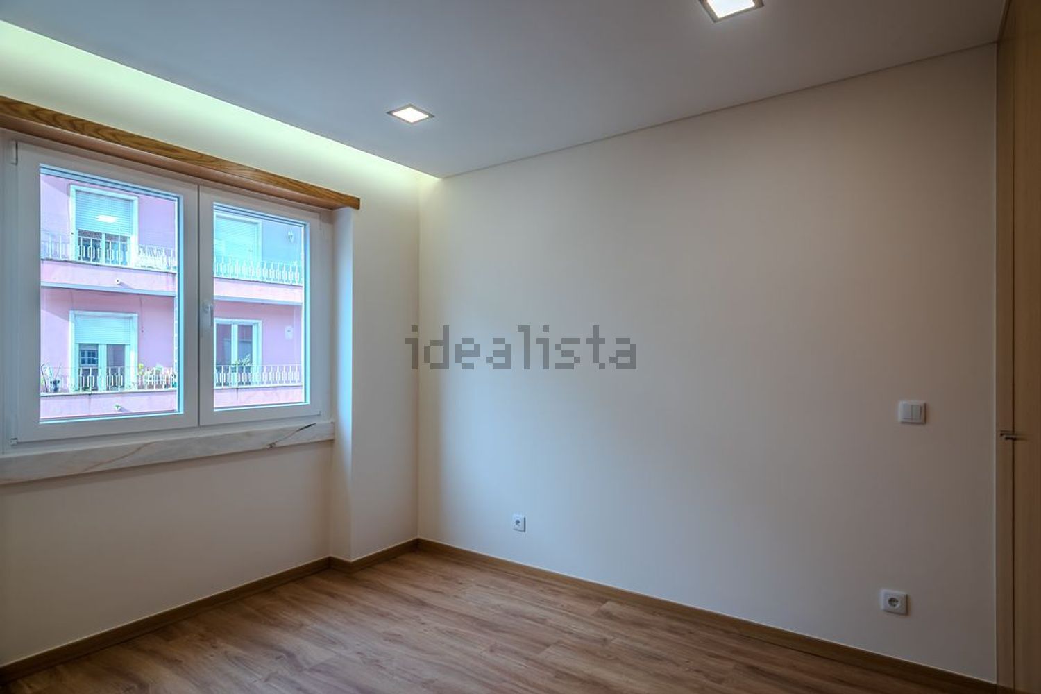 公寓 t3出售在Rua de Entrecampos, 40 - 居住