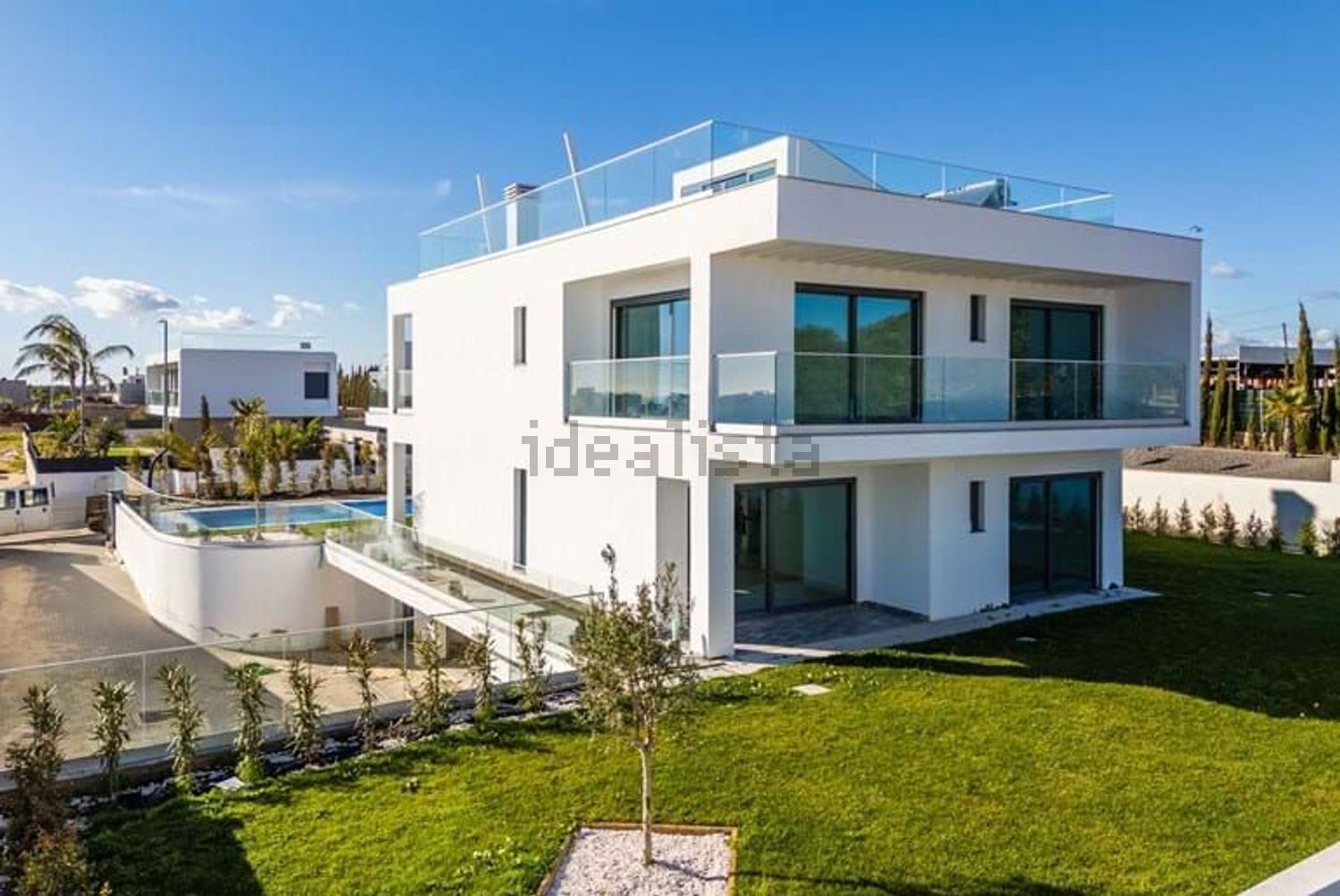 小楼房或独栋别墅出售在Vila de Pêra - 外立面